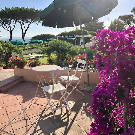 アパートホテル Belvedere Residenza Mediterranea 4*