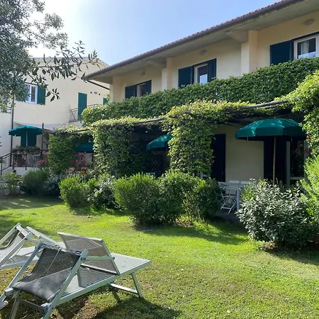 Belvedere Residenza Mediterranea アパートホテル ポルトフェッラーイオ