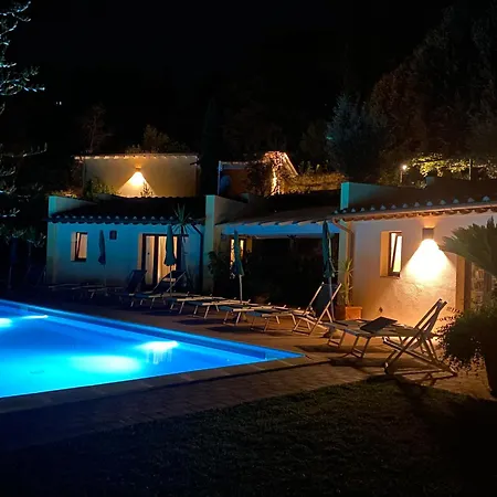 アパートホテル Belvedere Residenza Mediterranea 4*